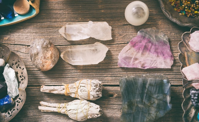 How to cleanse and clear you meditation stones 
